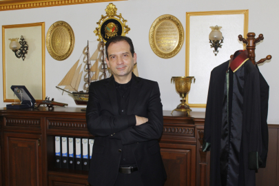 Av. Katlav uyardı: Bir tıkla tüm bilgileriniz çalınabilir