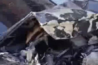 Diyarbakır’da kontrolden çıkan araç park halindeki otomobile çarptı