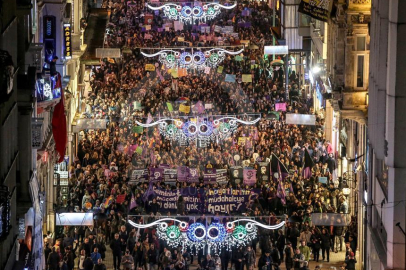 DÜNYA KADINLAR GÜNÜ 2026 NE ZAMAN, HANGİ GÜN? TAKVİMLERDE YERİ BELLİ OLDU