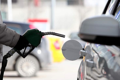 MOTORİN 70 TL SINIRINDA: KÖRFEZ GERİLİMİ SONRASI EŞEL MOBİL MASADA