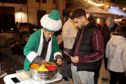 Sokaklar, Ramazan’ın sıcaklığıyla doluyor