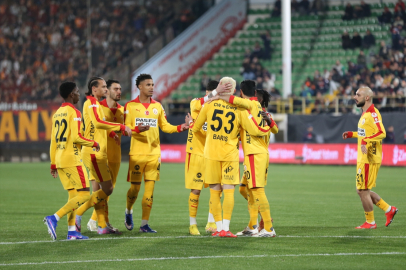 Ziraat Türkiye Kupası’nda sarı-kırmızılı şov: Barış Alper ve Nhaga sahnede