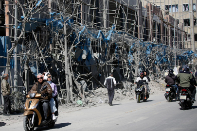 ABD-İsrail-İran çatışması beşinci gününde: İsrail, İran'da füze ve savunma sistemlerinin bulunduğu tesisleri vurdu
