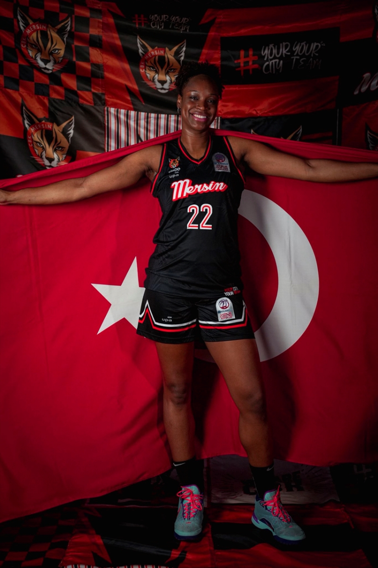 ÇBK Mersin'in yıldızı Kennedy Burke Türk vatandaşı oldu İşte yeni adı