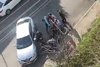 Eski eşini sokak ortasında 15 yerinden bıçakladı!