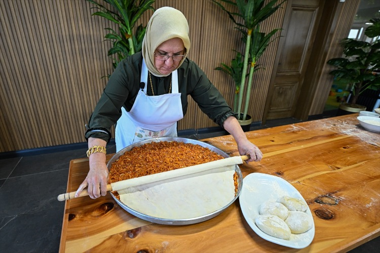 ADIM ADIM OSMANİYE ETLİ KÖMBESİ TARİFİ