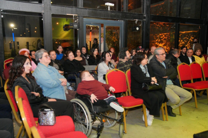 Seyhan’da Yaşar Kemal rüzgârı: Usta yazar vefatının 11. yılında anıldı