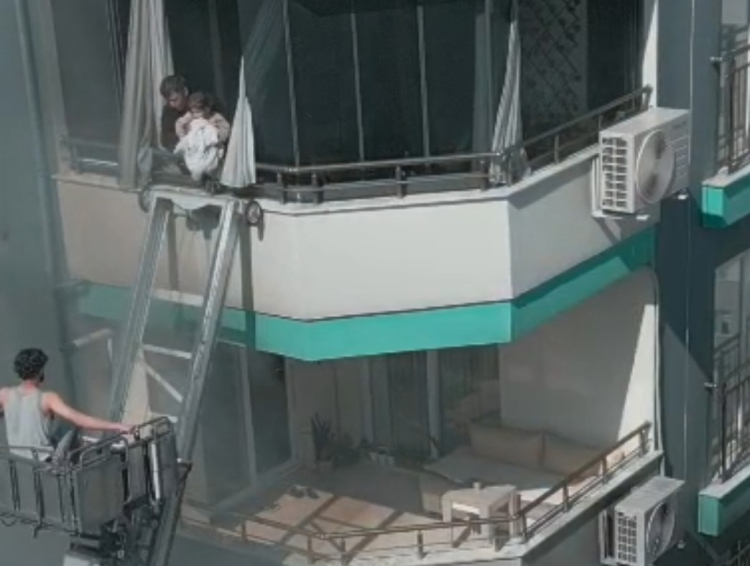 Adana'da 10. katta yangın dehşeti 'Canım sıkıldı, yaktım' diyen kadın serbest bırakıldı 3