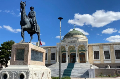 ANKARA’NIN ÖNE ÇIKAN MÜZELERİ ZİYARETÇİLERİNİ BÜYÜLÜYOR