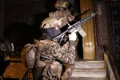 Jandarma 11 ilde tefecilik ve yağma operasyonu düzenledi: 61 Şüpheli yakalandı