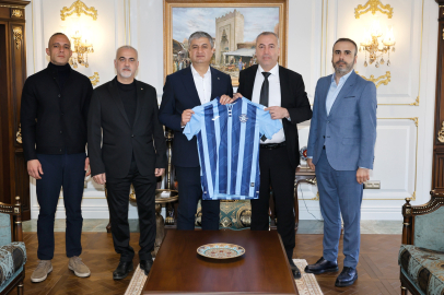 Adana Demirspor yönetiminden Vali Mustafa Yavuz’a nezaket ziyareti