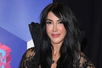 Hande Yener hakkında konserlerindeki sloganlar nedeniyle soruşturma başlatıldı