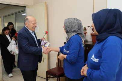 Yüreğir Belediye Başkanı Demirçalı’dan kadın çalışanlara 8 Mart ziyareti
