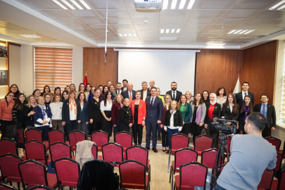 Adana Barosu’nda 8 Mart’ta kadınların mücadelesi konuşuldu