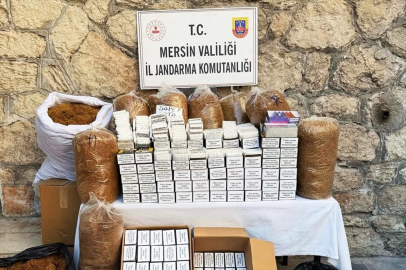 Mersin'de binlerce kaçak tütün ve makaron ele geçirildi