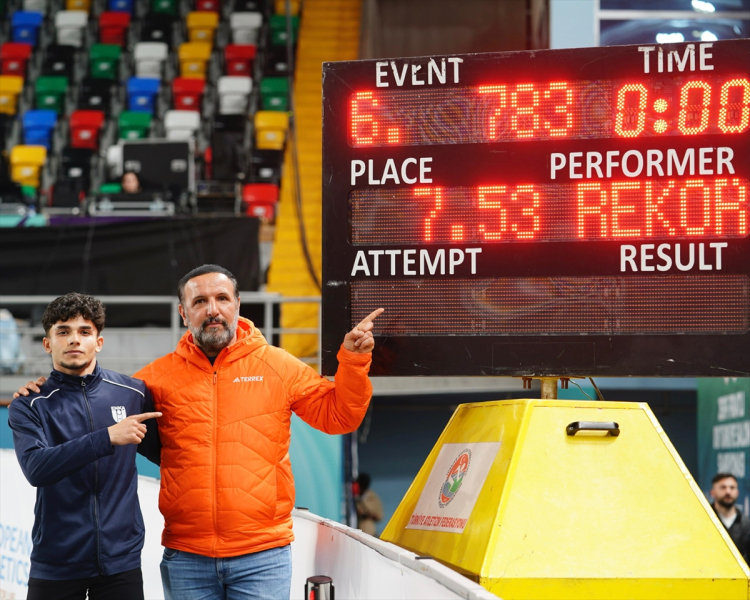Osmaniyeli atlet Timur Er Türkiye rekorunun ardından gözünü Avrupaya dikti 3