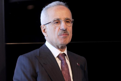 Ulaştırma ve Altyapı Bakanı Abdulkadir Uraloğlu: Hürmüz Boğazı’nda 15 Türk gemisi güvende, personelle irtibat sürüyor