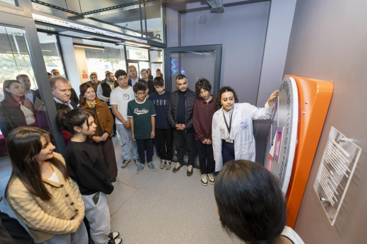 Başkan Seçer Aratos Matematik Evi, öğrencilerimiz için son derece güzel bir bilim atölyesi 2