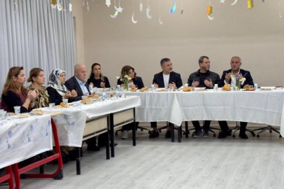 Şehit Fatih Yeniay Anadolu lisesi iftar programında şehit ailesini ağırladı