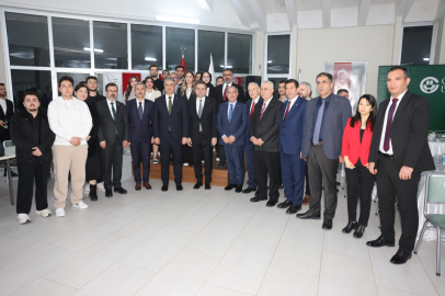 Çukurova Üniversitesi Yemekhanesi’nde iftar coşkusu