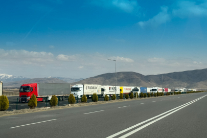 İran'dan Nahçıvan'a İHA saldırısı sonrası kapatılan sınır kapıları yeniden açıldı