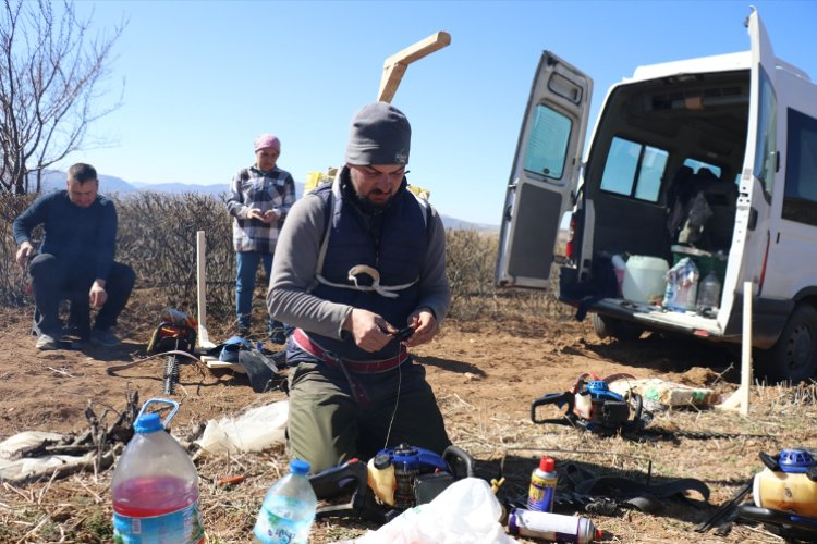 MÜHENDİSLİĞİ BIRAKIP TOPRAĞA DÖNDÜ