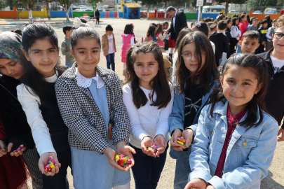 Kozan’da bin 100 öğrenci ara tatil öncesi okulda bayramlaştı