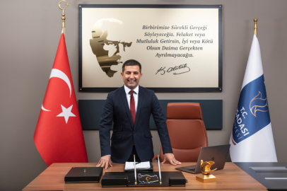 Kuşadası Belediye Başkanı Ömer Günel yolsuzluk soruşturması kapsamında gözaltına alındı