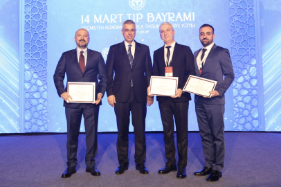 Adana’dan iki isim “Yılın Hekimi” ve “Yılın Sağlık Çalışanı” seçildi