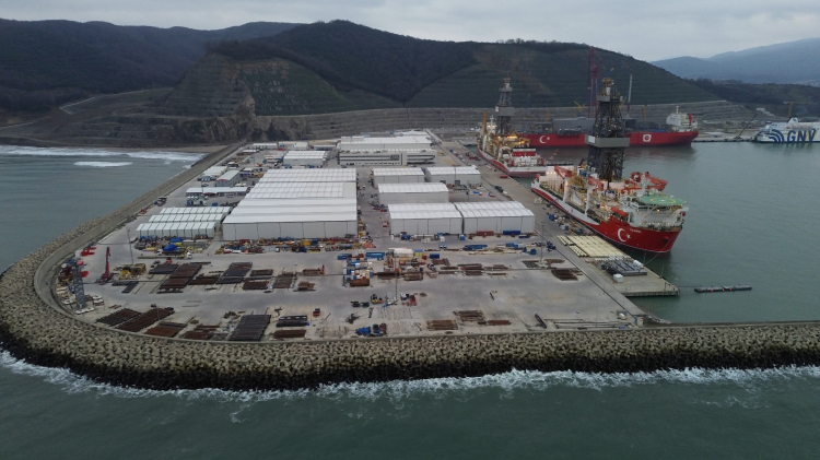 Alparslan Bayraktar Enerjide tam bağımsız Türkiye yolunda her halkayı bir bir tamamlıyoruz 2