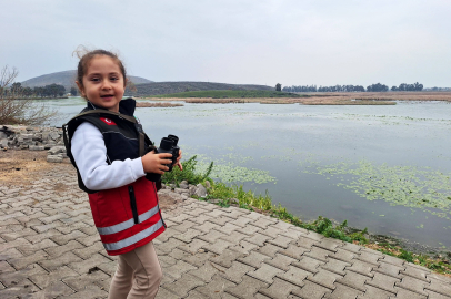 Minik Gökçe’nin doğa yolculuğu: Kuş gözlemine ilk adım
