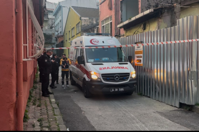 Beyoğlu’nda çıkan yangında 1 yaşındaki bebek hayatını kaybetti, 2 kişi yaralandı