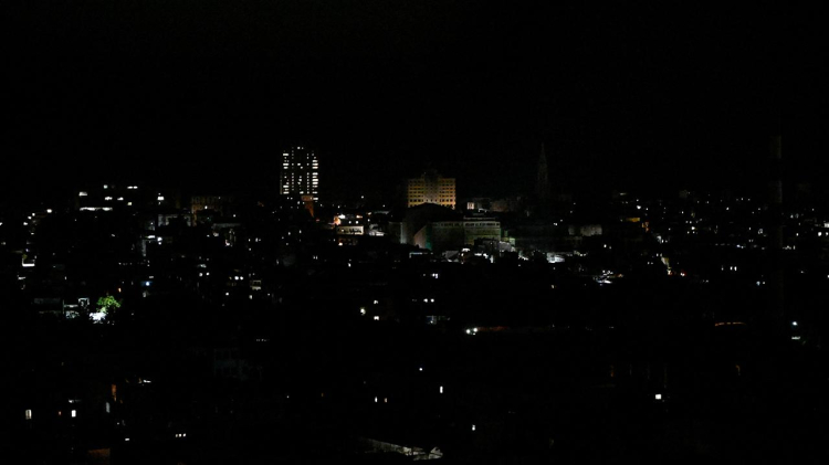 Küba'da şebeke çöktü milyonlar karanlıkta kaldı Trump'tan 'ilhak' sinyali 2