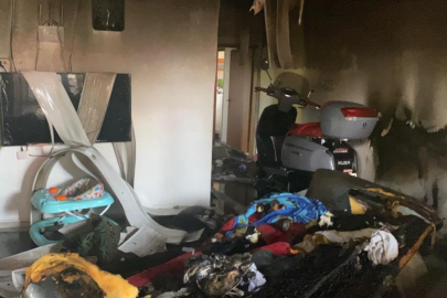 Mersin’de klimadan çıkan yangın evi küle çevirdi