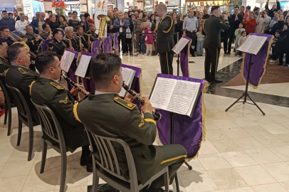 Adana’da Çanakkale ruhu bando konseriyle yaşatıldı