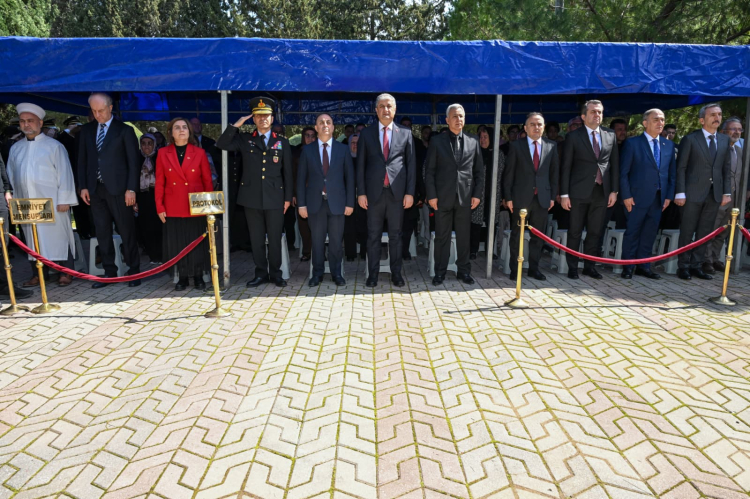 Adana Buruk Mezarlığı Şehitliği