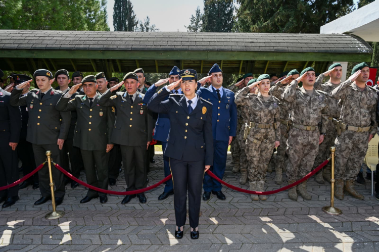Adana Buruk Mezarlığı Şehitliği