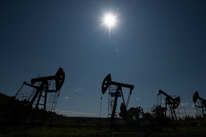 Petrol fiyatlarında 100 dolar senaryosu küresel ekonomide 500 milyar dolarlık kayıp riskini tetikledi