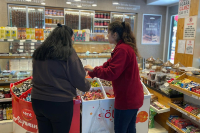Adana’da bayram telaşı: En çok cezerye ve lokum tercih ediliyor