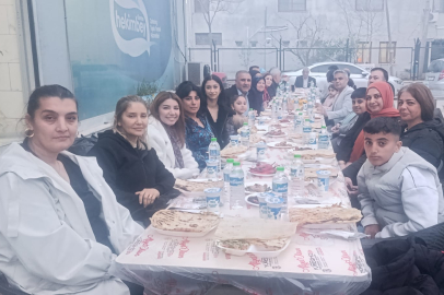 AK Parti Seyhan teşkilatı 13. Bölge iftarında bir araya geldi