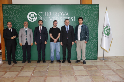 Çukurova Üniversitesi’nde gönüller bayram sevinciyle doldu