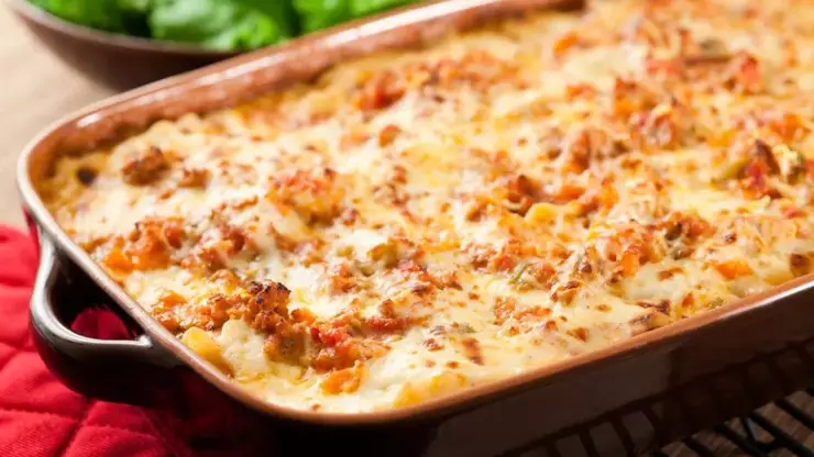 Fırında Kıymalı Makarna