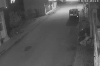 Park halindeki motosikleti çaldılar