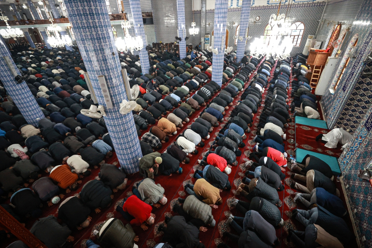 Adana, Mersin, Hatay ve Osmaniye'de bayram namazı kılındı 2