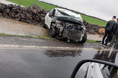 Diyarbakır’da feci kaza: 2 Yaralı