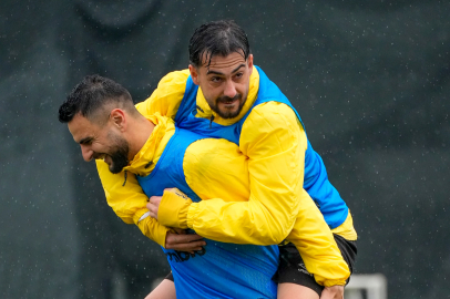 Zirve yolunda kritik viraj: Adana 01 FK Bucaspor’a bileniyor