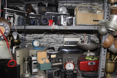 40 Yıllık Tutku, Büyük Saat’te antika dükkânına dönüştü