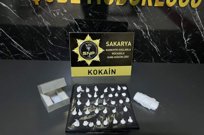Sakarya'da mücevher kutusundan 38 parça kokain çıktı