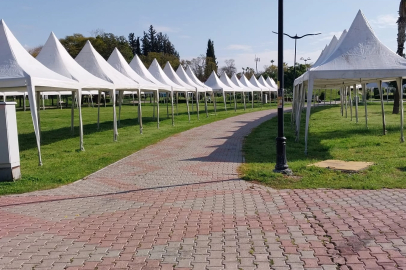 Adana’da 14. Portakal Çiçeği Karnavalı için Merkez Park’ta hazırlıklar başladı