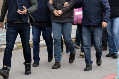İstanbul'da FETÖ'ye şafak operasyonu: 25 gözaltı